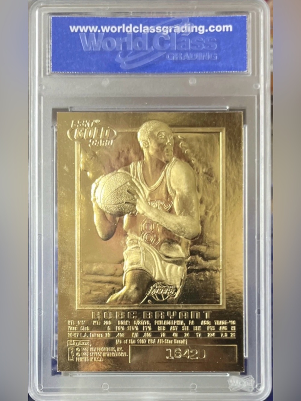 Kobe Bryant 1996-97 Skybox EX-2000 23KT Gold Rookie Card
10 GEM MINT (rare) - Picture 2 of 5